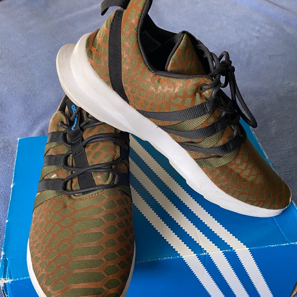 Men Adidas Sneakers